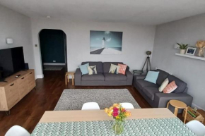 Stunning Wimbledon flat